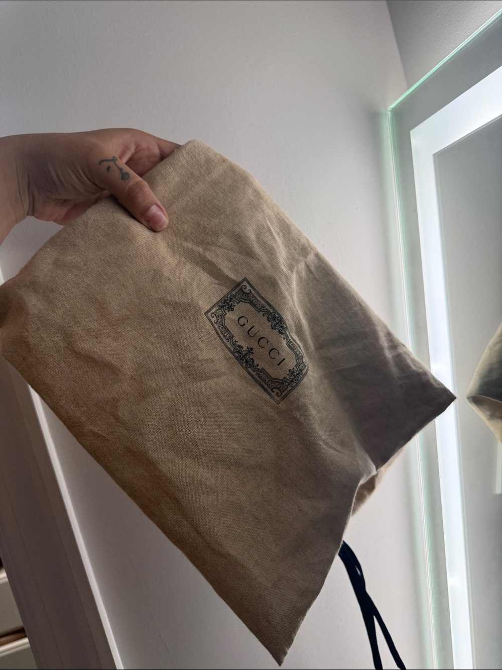 2 Gucci Beige and Brown Logo Drawstring Dust Bag